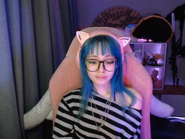 GertieCoach live cam on BongaCams