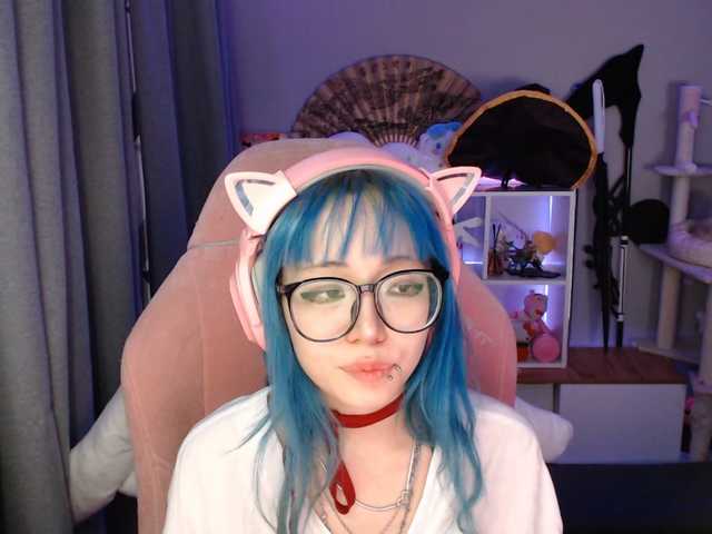 GertieCoach live cam on BongaCams