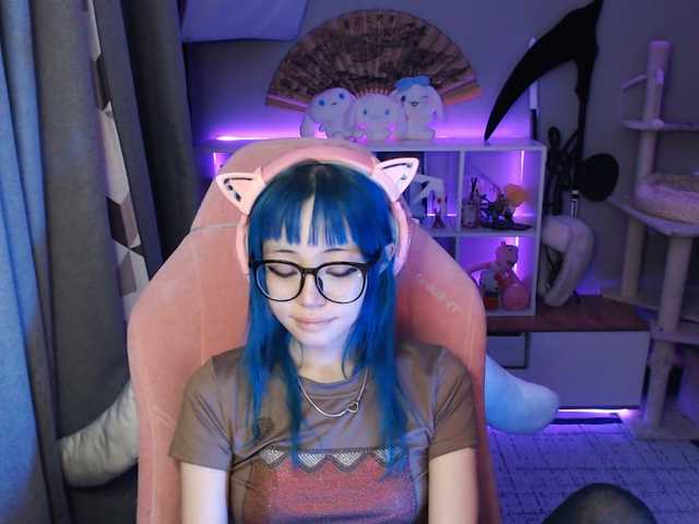 GertieCoach live cam on BongaCams