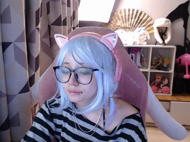 GertieCoach live cam on BongaCams