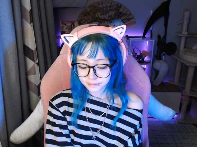 GertieCoach live cam on BongaCams