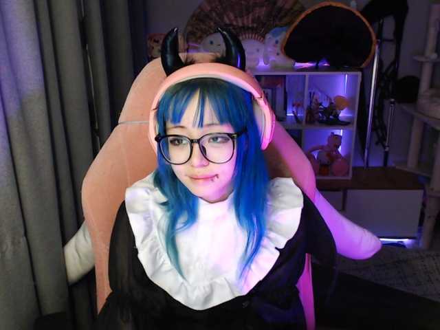 GertieCoach live cam on BongaCams