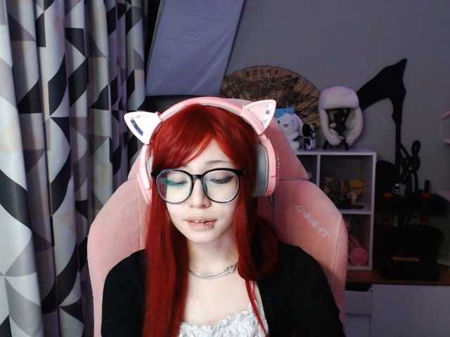GertieCoach live cam on BongaCams