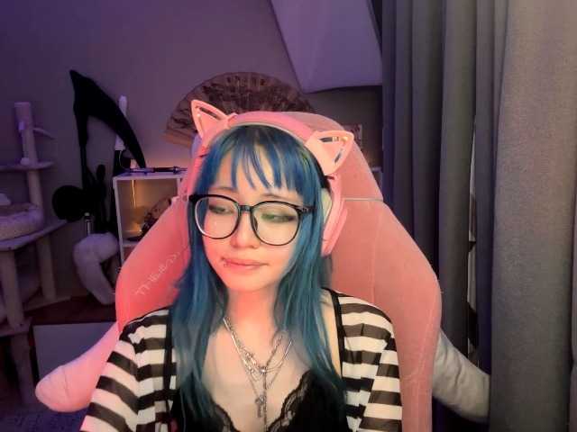 GertieCoach live cam on BongaCams
