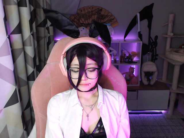 GertieCoach live cam on BongaCams