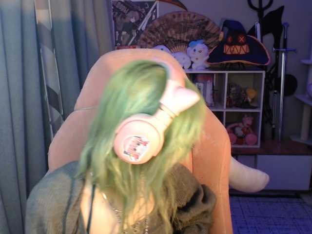 GertieCoach live cam on BongaCams