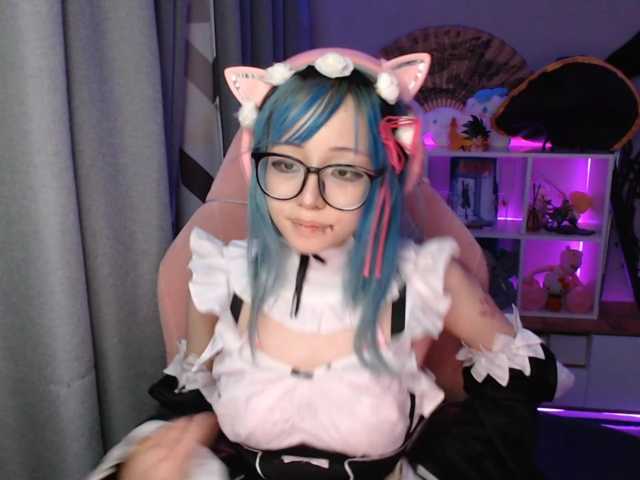 GertieCoach live cam on BongaCams