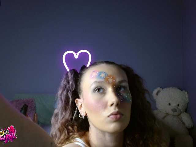 BeaDoll's BongaCams show and profile