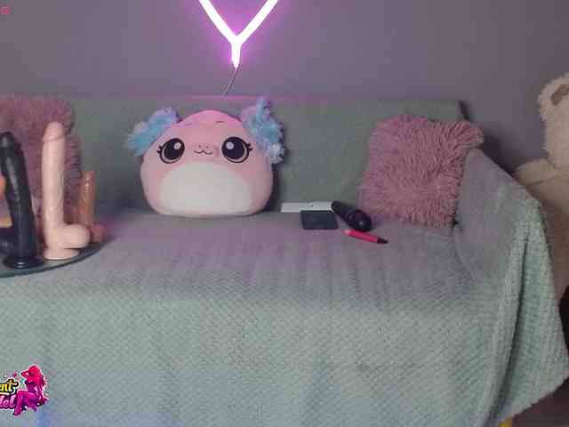 BeaDoll webcam