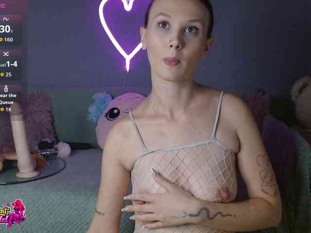 BeaDoll webcam