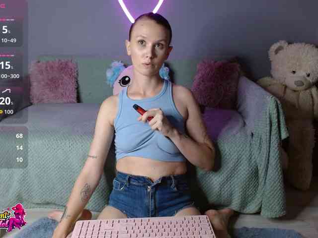 BeaDoll webcam