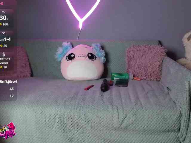 BeaDoll webcam