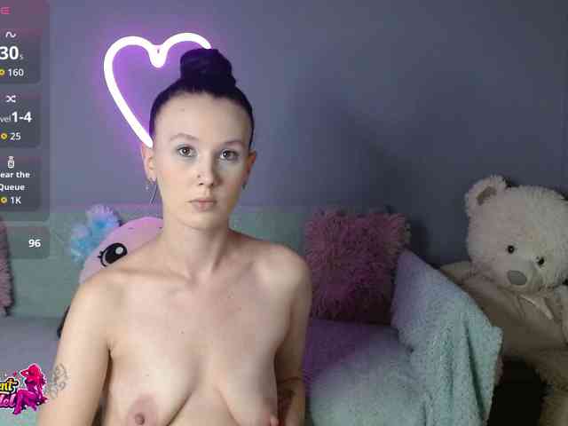 BeaDoll webcam