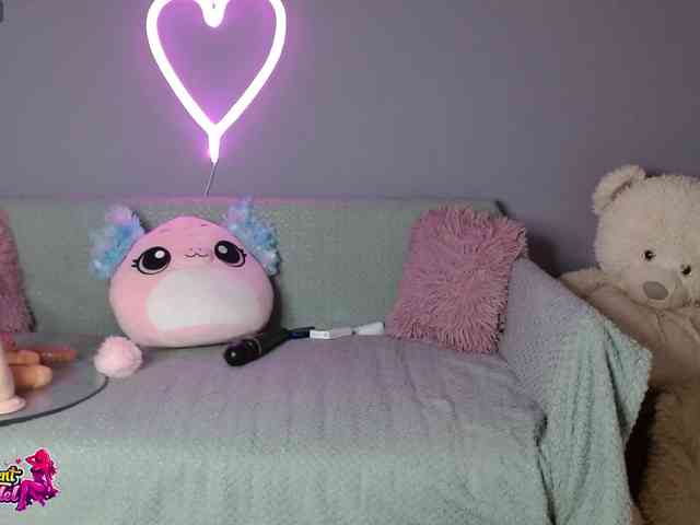 BeaDoll webcam
