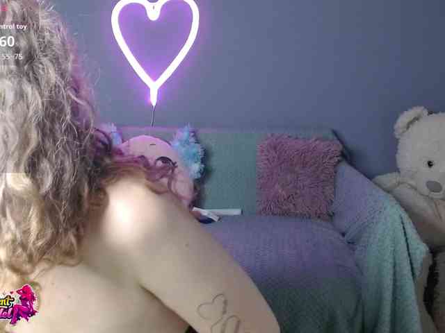BeaDoll webcam