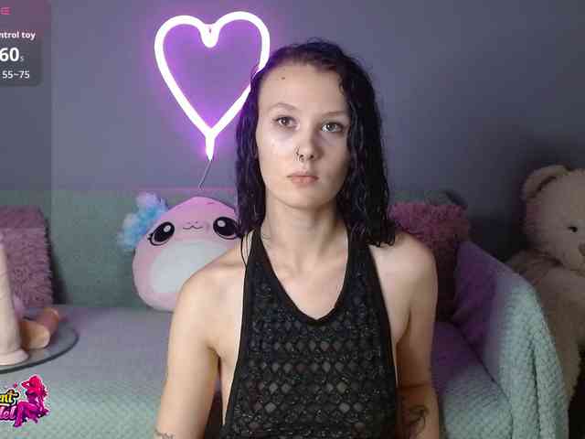 BeaDoll webcam