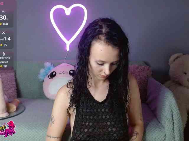 BeaDoll webcam