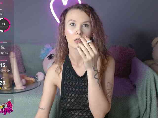 BeaDoll webcam