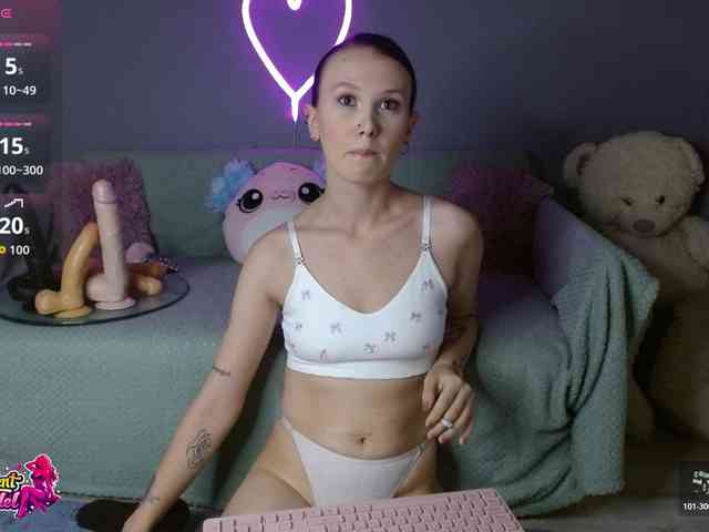 BeaDoll webcam