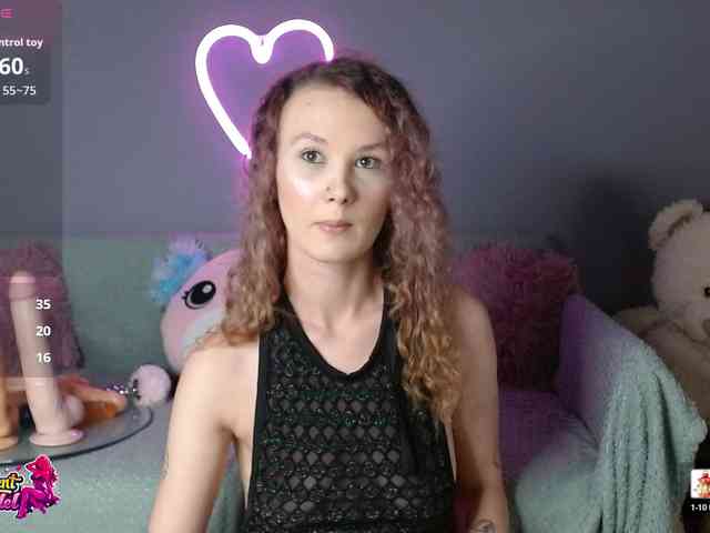 BeaDoll webcam