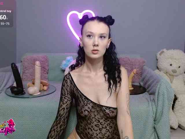 BeaDoll webcam
