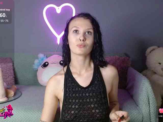 BeaDoll webcam