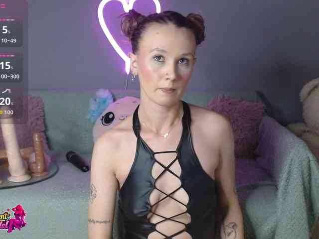 BeaDoll webcam