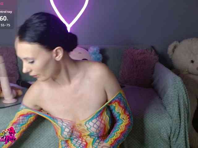 BeaDoll webcam