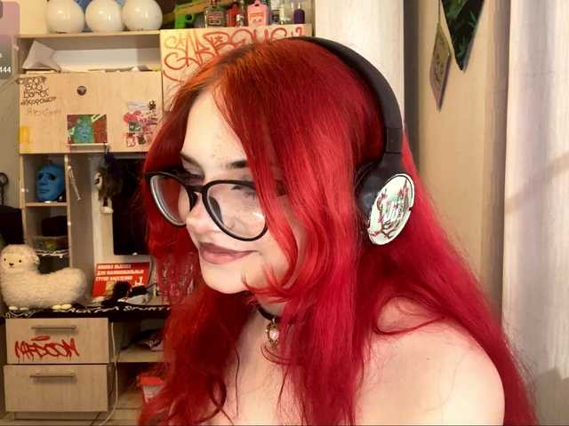 MigdaliaJaremka live cam on BongaCams