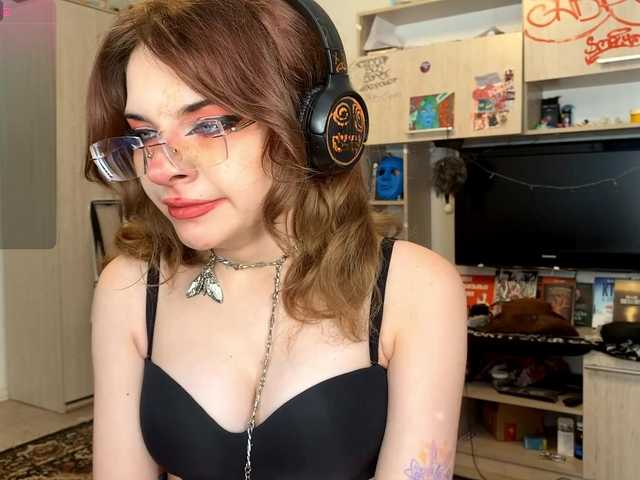 MigdaliaJaremka live cam on BongaCams