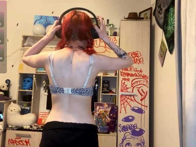 MigdaliaJaremka live cam on BongaCams