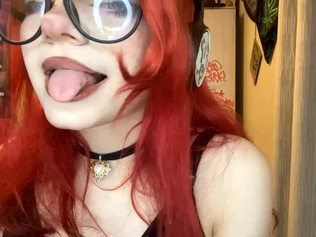 MigdaliaJaremka live cam on BongaCams