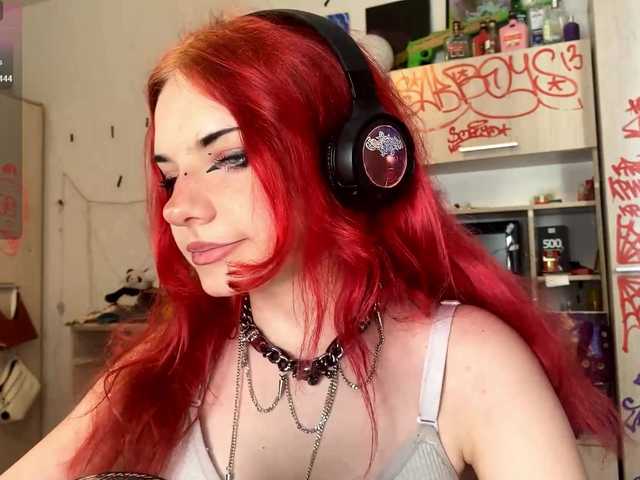 MigdaliaJaremka live cam on BongaCams