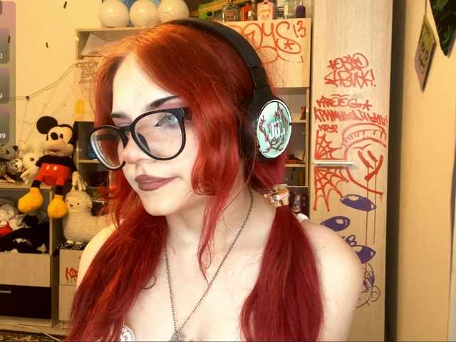 MigdaliaJaremka live cam on BongaCams