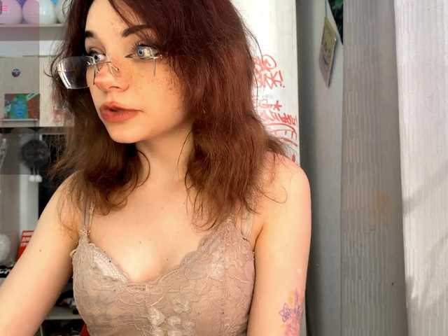 MigdaliaJaremka live cam on BongaCams