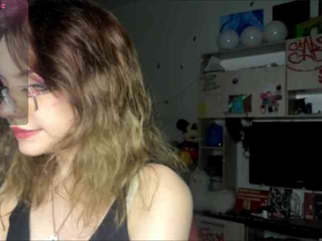 MigdaliaJaremka webcam