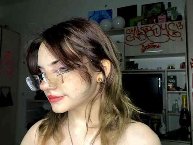 MigdaliaJaremka webcam