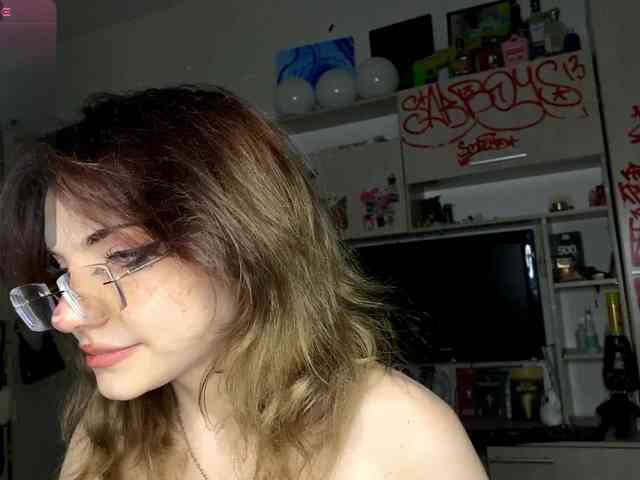 MigdaliaJaremka webcam
