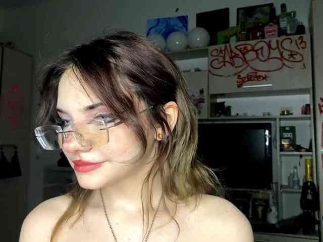 MigdaliaJaremka webcam