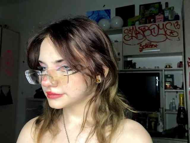MigdaliaJaremka webcam