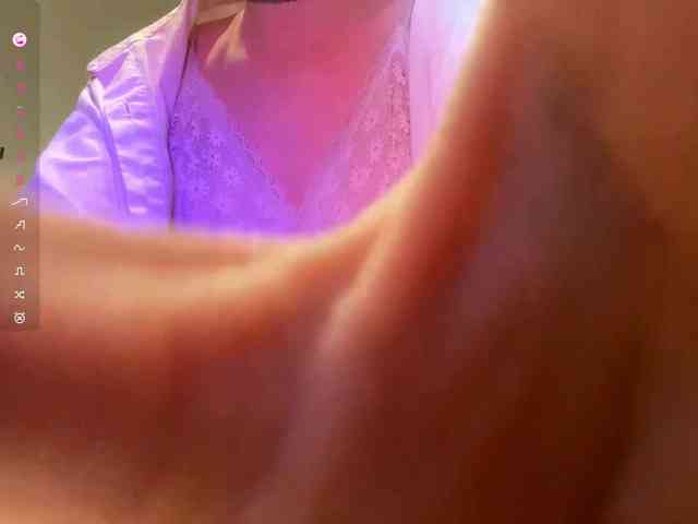 MigdaliaJaremka webcam