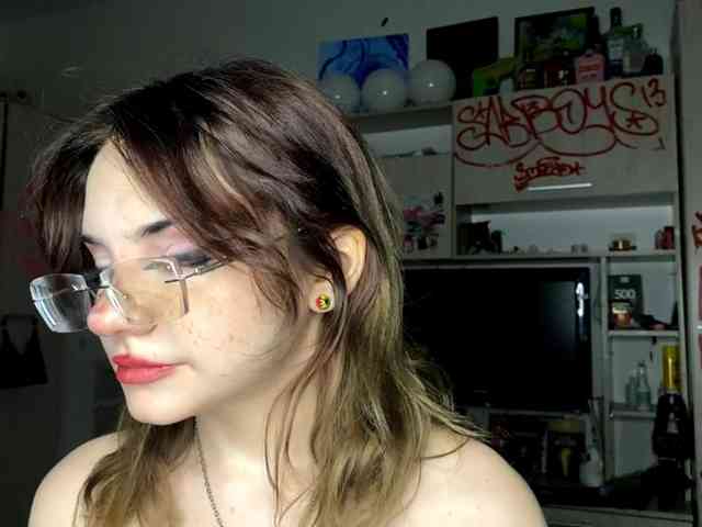 MigdaliaJaremka webcam