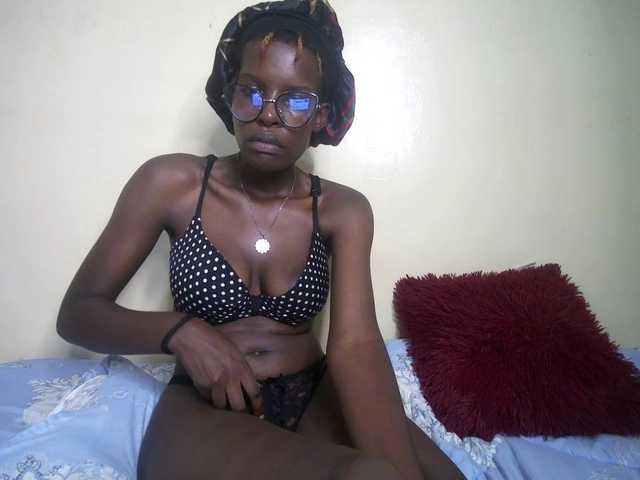 hott-ass's BongaCams show and profile