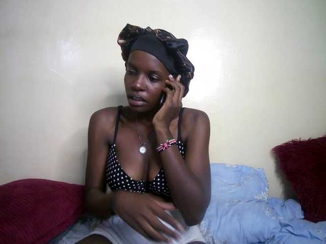 hott-ass's BongaCams show and profile