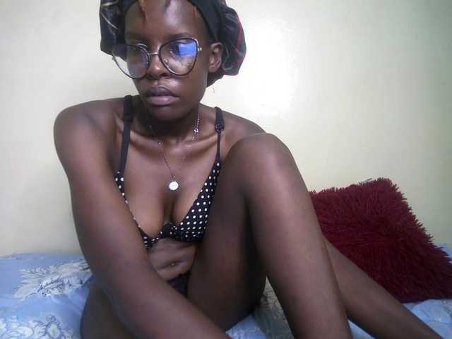 hott-ass's BongaCams show and profile