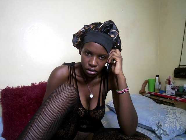 hott-ass's BongaCams show and profile