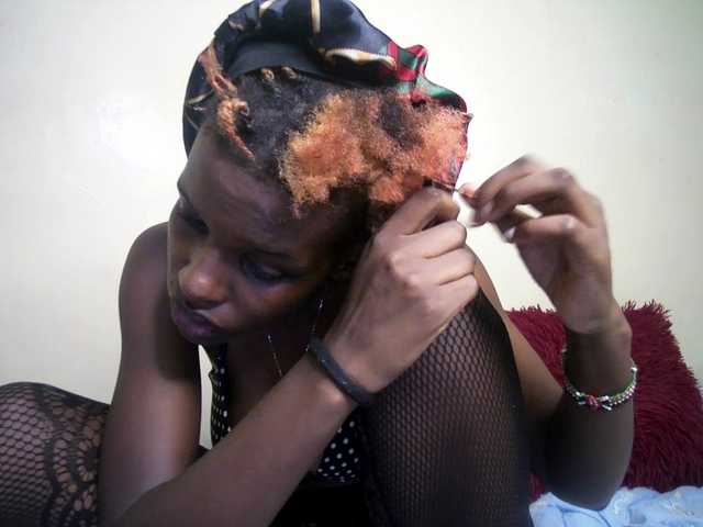 hott-ass's BongaCams show and profile