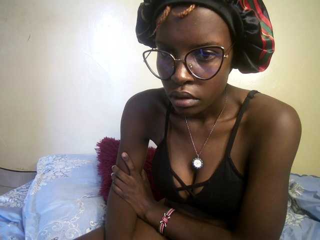 hott-ass's BongaCams show and profile