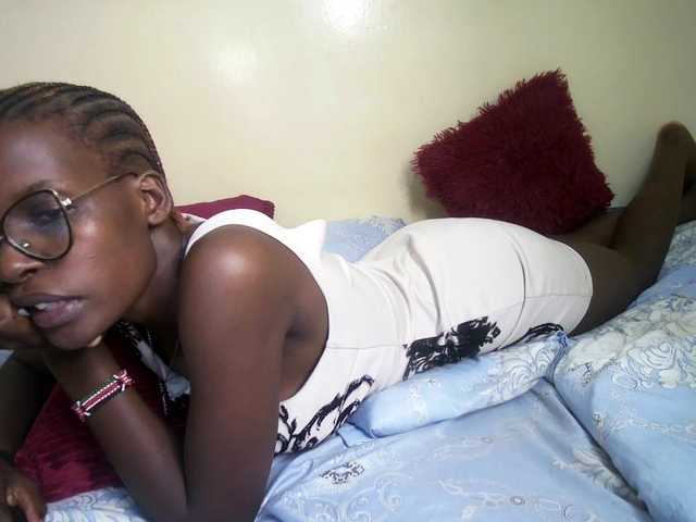 hott-ass's BongaCams show and profile