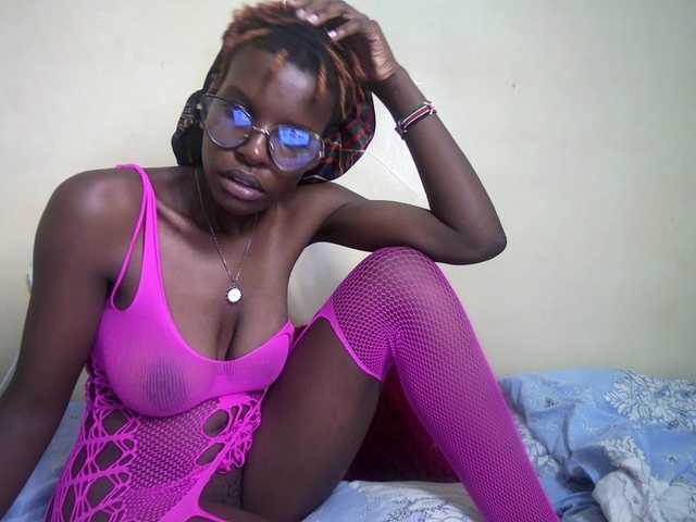 hott-ass's BongaCams show and profile